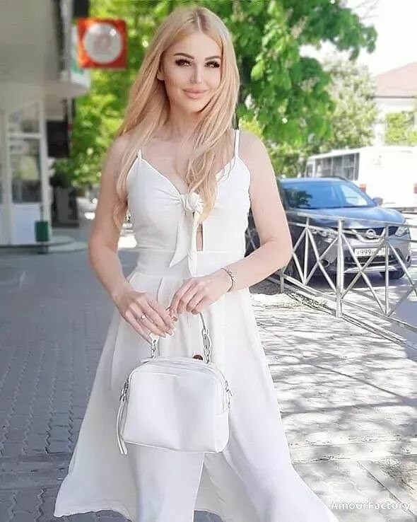 Zlata, 35