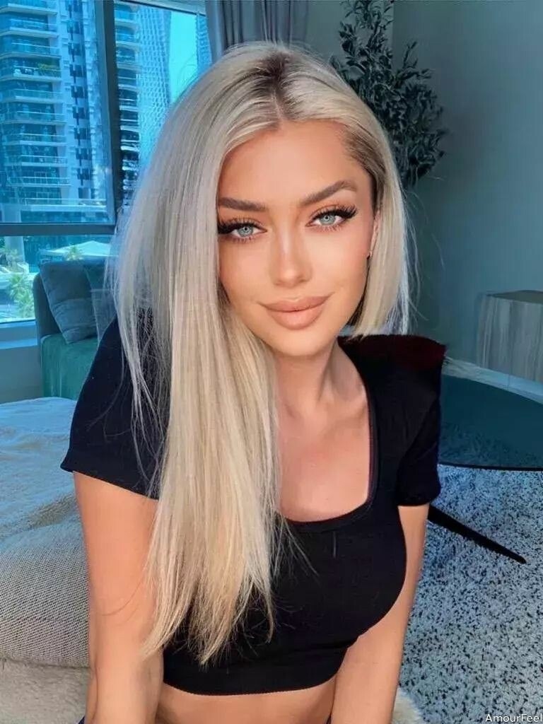 Karina, 33