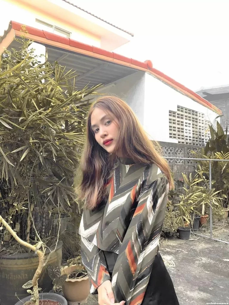 Chonticha, 21