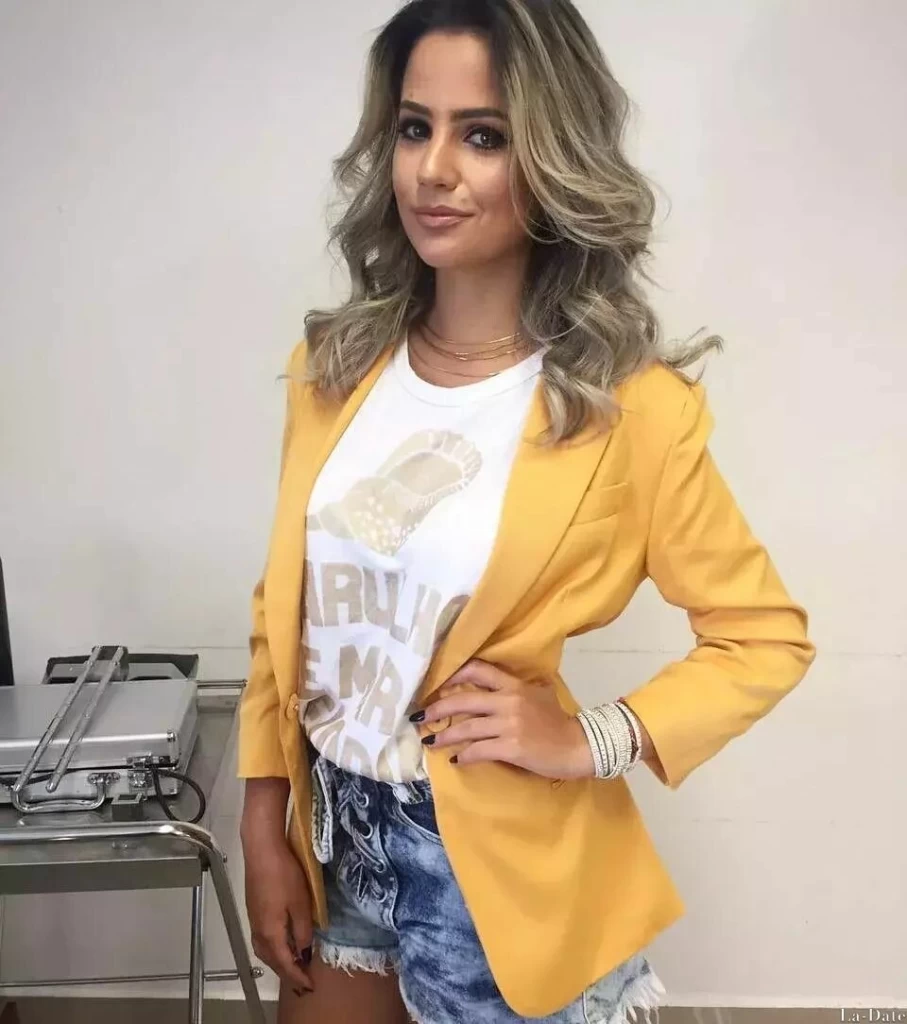 Pamela, 31