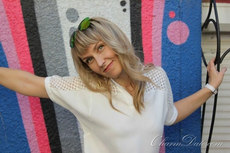 Svetlana, 42