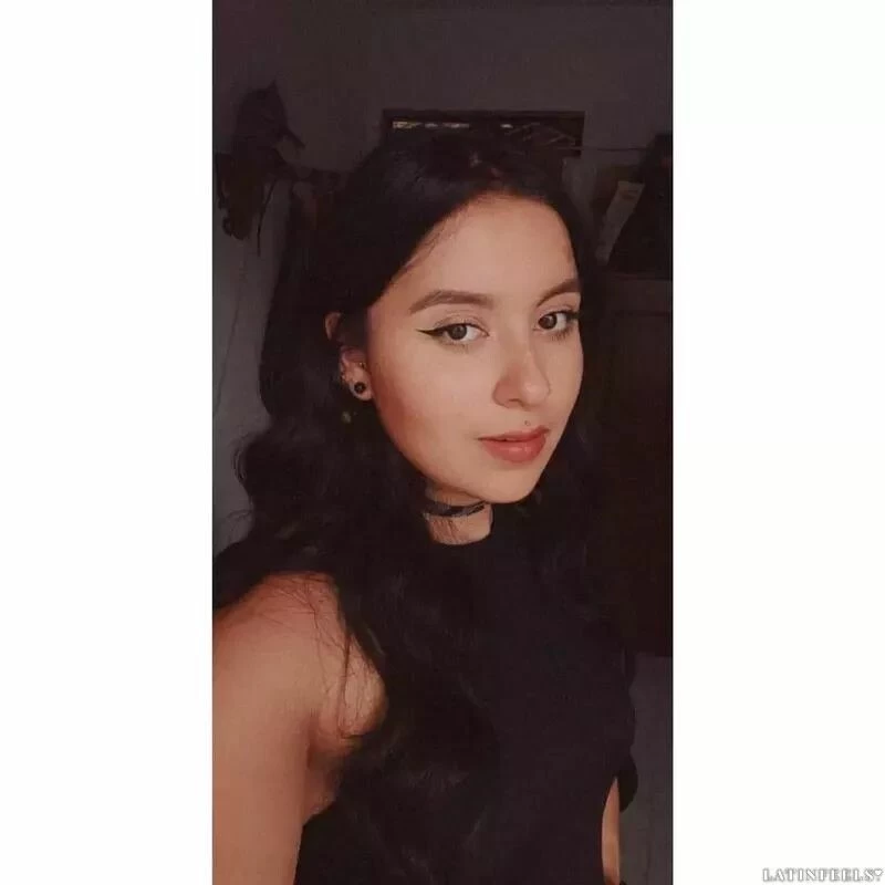 Jenniffer, 22